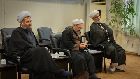 تصاویر| تشکیل قرارگاه راهبردی مساجد البرز با محوریت آیت‌الله حسینی همدانی