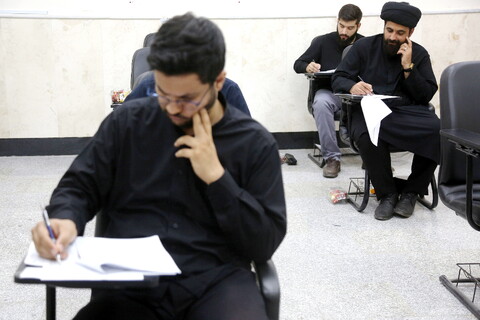 تصاویر/ آزمون اختصاصی کارشناسی ارشد دانشکده صدا و سیما قم