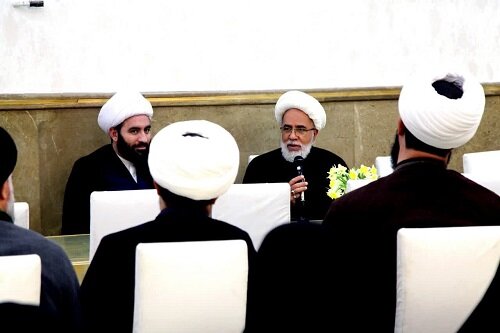 امامت جمعه سربازی حضرت ولی‌عصر(عج) است+ تصاویر