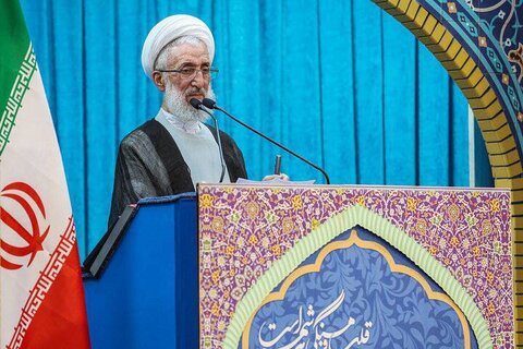 خطیب نماز جمعہ تہران؛ اختلاف و تفرقہ کی ہر آواز کو دشمن کی آواز سمجھیں