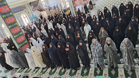 تصاویر/ اقامه نمازجمعه بافت