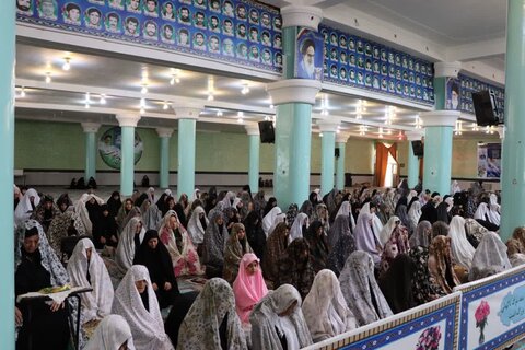 تصاویر/ اقامه نماز عبادی سیاسی جمعه تکاب