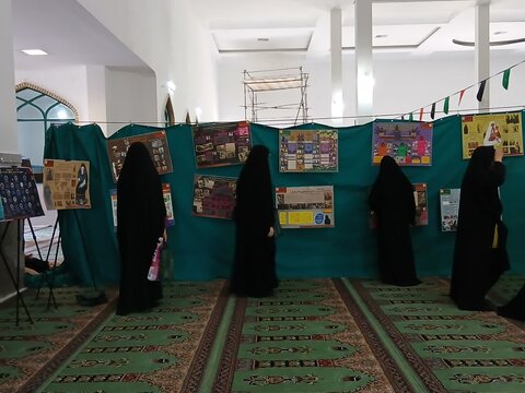 تصاویر/برگزاری نمایشگاه عفاف و حجاب در مصلی امام علی شهرستان ساوه