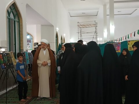 تصاویر/برگزاری نمایشگاه عفاف و حجاب در مصلی امام علی شهرستان ساوه