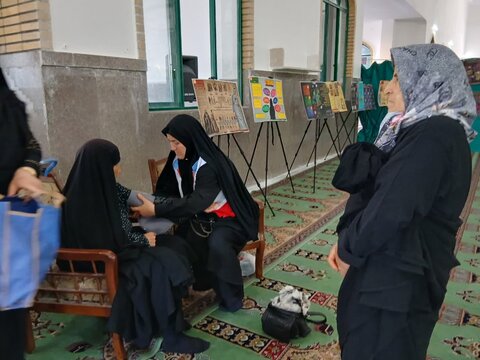 تصاویر/برگزاری نمایشگاه عفاف و حجاب در مصلی امام علی شهرستان ساوه