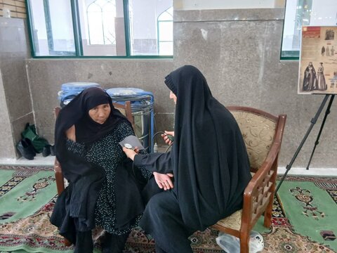 تصاویر/برگزاری نمایشگاه عفاف و حجاب در مصلی امام علی شهرستان ساوه