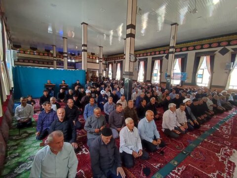 تصاوی/ اقامه نماز جمعه امروز شهرستان چهاربرج