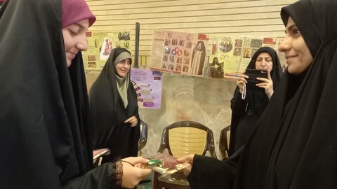 تصاویر/برگزاری نمایشگاه جواهرانه در محلات