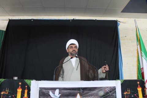 تصاویر/ اقامه نمازجمعه جازموریان