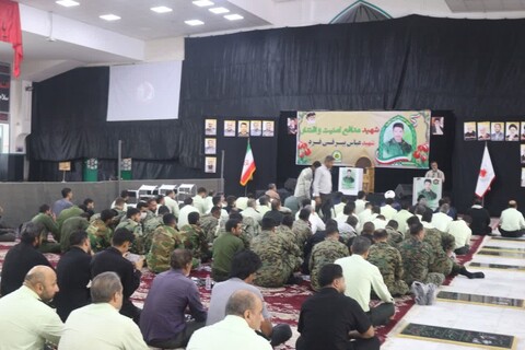 تصاویر/ مراسم گرامیداشت هفتمین روز شهادت شهید مدافع وطن "عباس بیرقی فرد" در گلزار شهدای بندرعباس