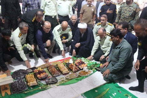 تصاویر/ مراسم گرامیداشت هفتمین روز شهادت شهید مدافع وطن "عباس بیرقی فرد" در گلزار شهدای بندرعباس