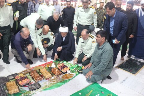 تصاویر/ مراسم گرامیداشت هفتمین روز شهادت شهید مدافع وطن "عباس بیرقی فرد" در گلزار شهدای بندرعباس