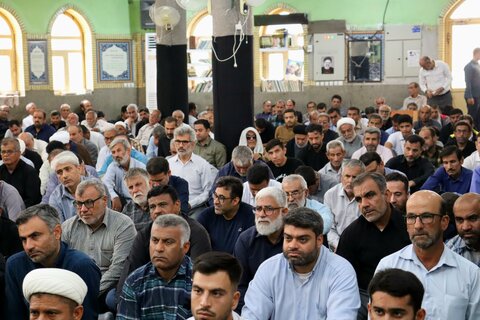 نمازجمعه بندر دیر به روایت تصویر