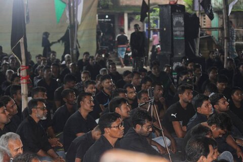 ইমাম হুসাইন (আ.) এর শাহাদতের দসমা উপলক্ষে শোক সভা/ছবি