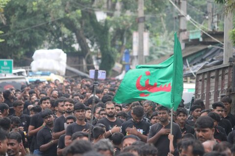 ইমাম হুসাইন (আ.) এর শাহাদতের দসমা উপলক্ষে শোক সভা/ছবি