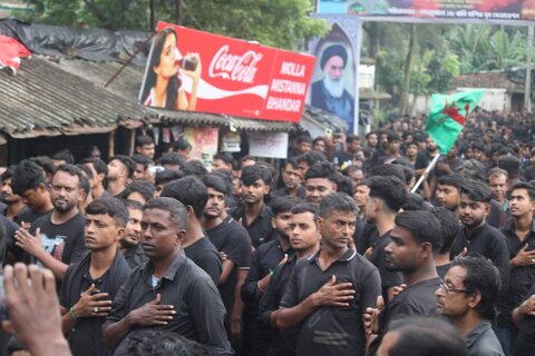 ইমাম হুসাইন (আ.) এর শাহাদতের দসমা উপলক্ষে শোক সভা/ছবি