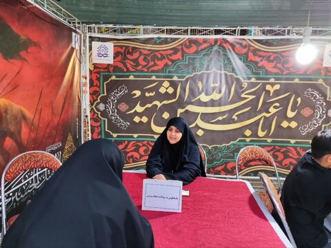 تصاویر/برپایی نمایشگاه عفاف و حجاب توسط طلاب مدرسه علمیه الزهرا اراک