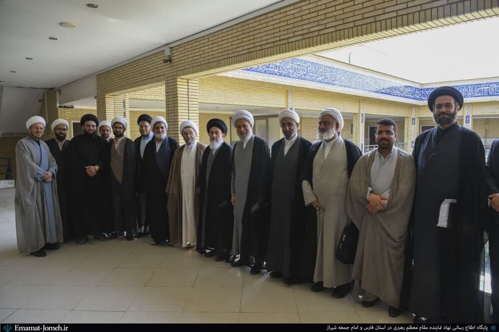 برگزاری نخستین نشست ششمین دوره حوزه انقلابی و حوزه منتظر در شیراز