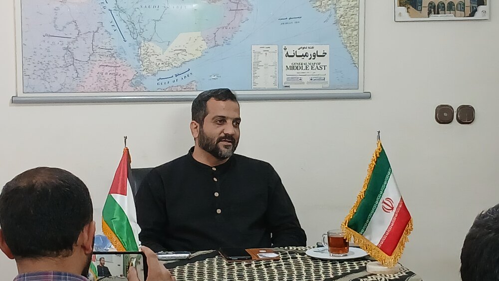 علیرضا کمیلی کارشناس غرب آسیا