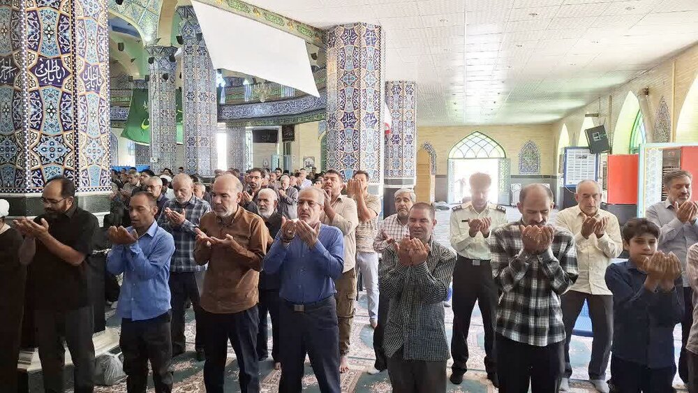 تصاویر/ اقامه نمازجمعه کوهبنان