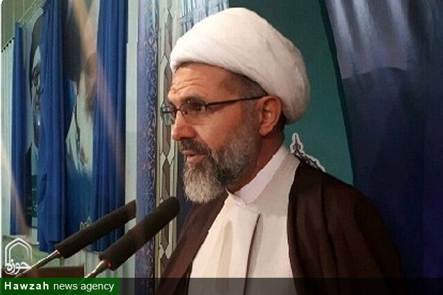 هشدار امام جمعه موقت تبریز درباره فضای مجازی آلوده و غیرشفاف