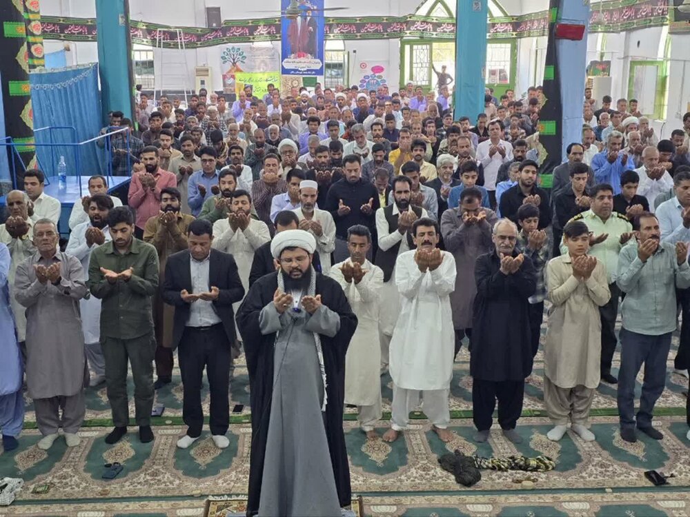 تصاویر/ اقامه نمازجمعه ریگان