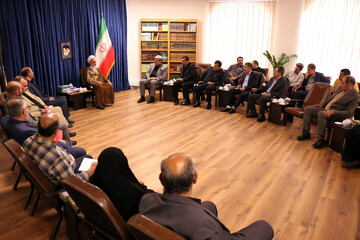 تصاویر/ دیدار رئیس سازمان بهزیستی کشور با آیت الله اعرافی