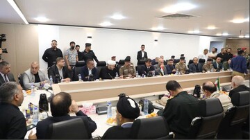 تصاویر/ دیدار و نشست استاندار خوزستان با معاون وزیر امور داخلی عراق در مرز چذابه