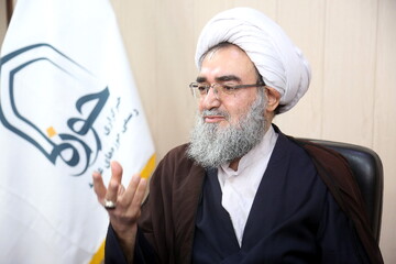 رئیس جمهور آمریکا با تهدید رهبری و مرجعیت ثابت کرد که محارب است