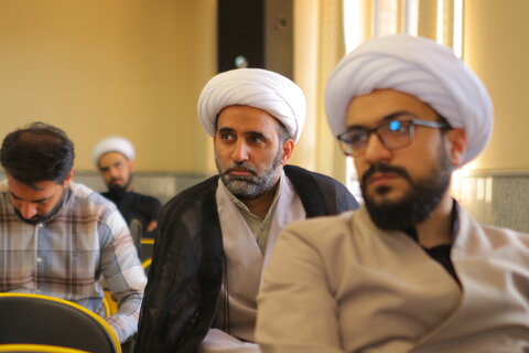 نشست تبیینی و تحلیلی جنگ تحمیلی  دوازده روزه از منظر قرآن کریم