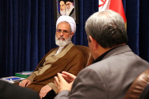 تصاویر/ دیدار رئیس سازمان بهزیستی کشور با آیت الله اعرافی