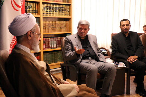 تصاویر/ دیدار رئیس سازمان بهزیستی کشور با آیت الله اعرافی