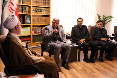 تصاویر/ دیدار رئیس سازمان بهزیستی کشور با آیت الله اعرافی