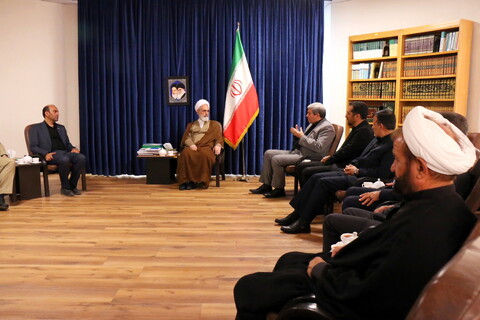 تصاویر/ دیدار رئیس سازمان بهزیستی کشور با آیت الله اعرافی