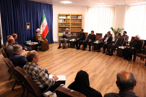 تصاویر/ دیدار رئیس سازمان بهزیستی کشور با آیت الله اعرافی