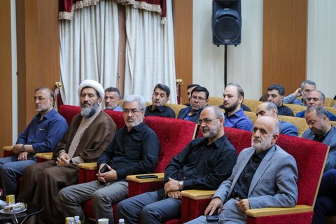 تصاویر / دیدار امام جمعه قزوین   مسئولین دفاتر و رابطین شهرستان‌ها ی شورای نگهبان استان قزوین