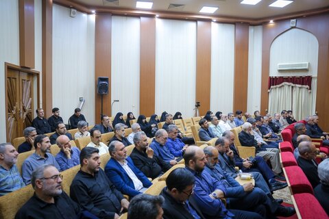 تصاویر / دیدار امام جمعه قزوین   مسئولین دفاتر و رابطین شهرستان‌ها ی شورای نگهبان استان قزوین