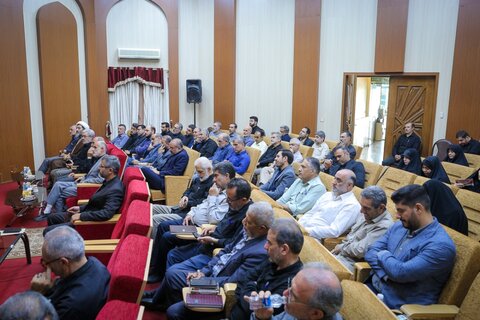 تصاویر / دیدار امام جمعه قزوین   مسئولین دفاتر و رابطین شهرستان‌ها ی شورای نگهبان استان قزوین