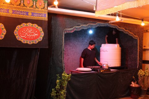 برگزاری هیئت نوجوانان همدانی در دهه دوم محرم