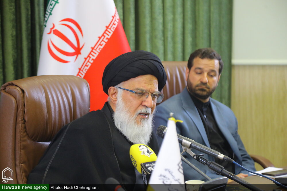 क़ुम; "शत्रु की पहचान और प्रतिरोध " विषय पर तीसरा राष्ट्रीय सम्मेलन आयोजित / सीरिया की वर्तमान स्थिति एक सबक है, वक्ता