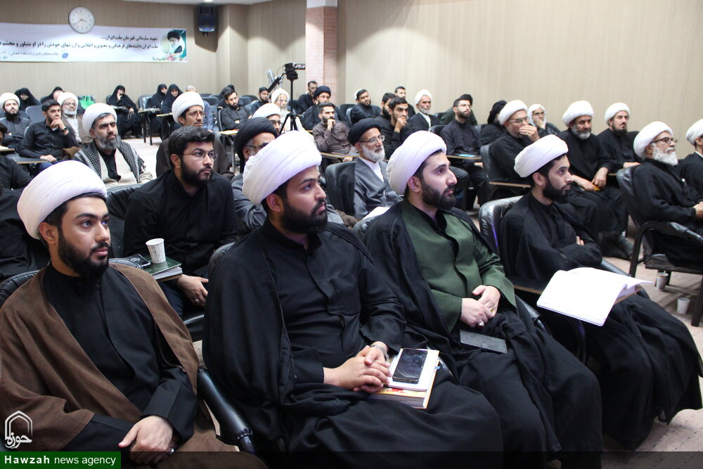 برگزاری دوره آموزشی آشنایی با نهج البلاغه توسط قرارگاه دفتر نماینده ولی فقیه در خوزستان