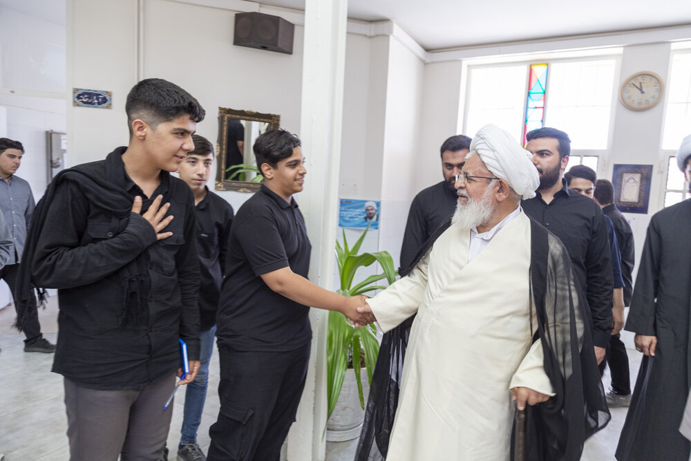 جوانی؛ فرصت طلایی برای رشد علمی و ایمانی