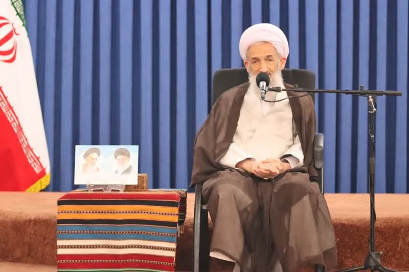 شعارهای مراسم اربعین، ضد رژیم صهیونی و آمریکایی و مظهر وحدت باشد