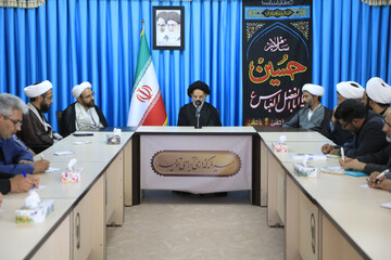 نماز جمعه؛ پایگاهی برای تجلی انسانیت، عدالت و مبارزه جهانی با سلطه است+ تصاویر