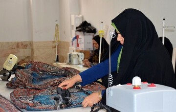 حمایت از زنان سرپرست خانوار زیر سایه قانون‌گذاری میسر می‌شود