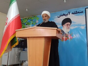 مساجد محور اداره امور جامعه و پیروزی‌های ملت است