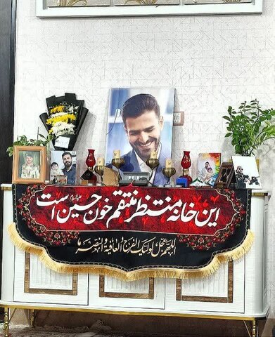 تصاویر دیدار مسئولان و فرماندهان سپاه لرستان با خانواده های شهیدان حبیبی و محمدی زرین چقا