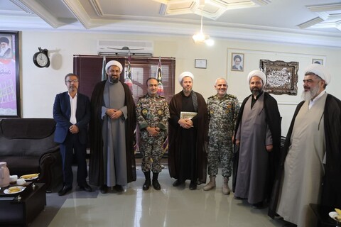 تصاویر /  تجلیل نماینده ولی فقیه در استان همدان از رشادت‌های نیروی های مسلح در جنگ تحمیلی 12 روزه