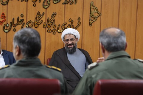 تصاویر /  تجلیل نماینده ولی فقیه در استان همدان از رشادت‌های نیروی های مسلح در جنگ تحمیلی 12 روزه