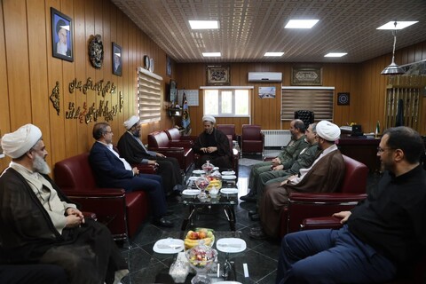 تصاویر /  تجلیل نماینده ولی فقیه در استان همدان از رشادت‌های نیروی های مسلح در جنگ تحمیلی 12 روزه